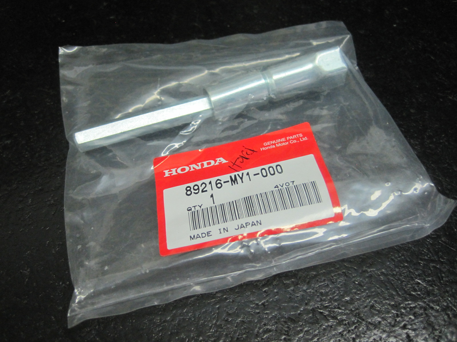 89216-MY1-000 Spark plug socket wrench